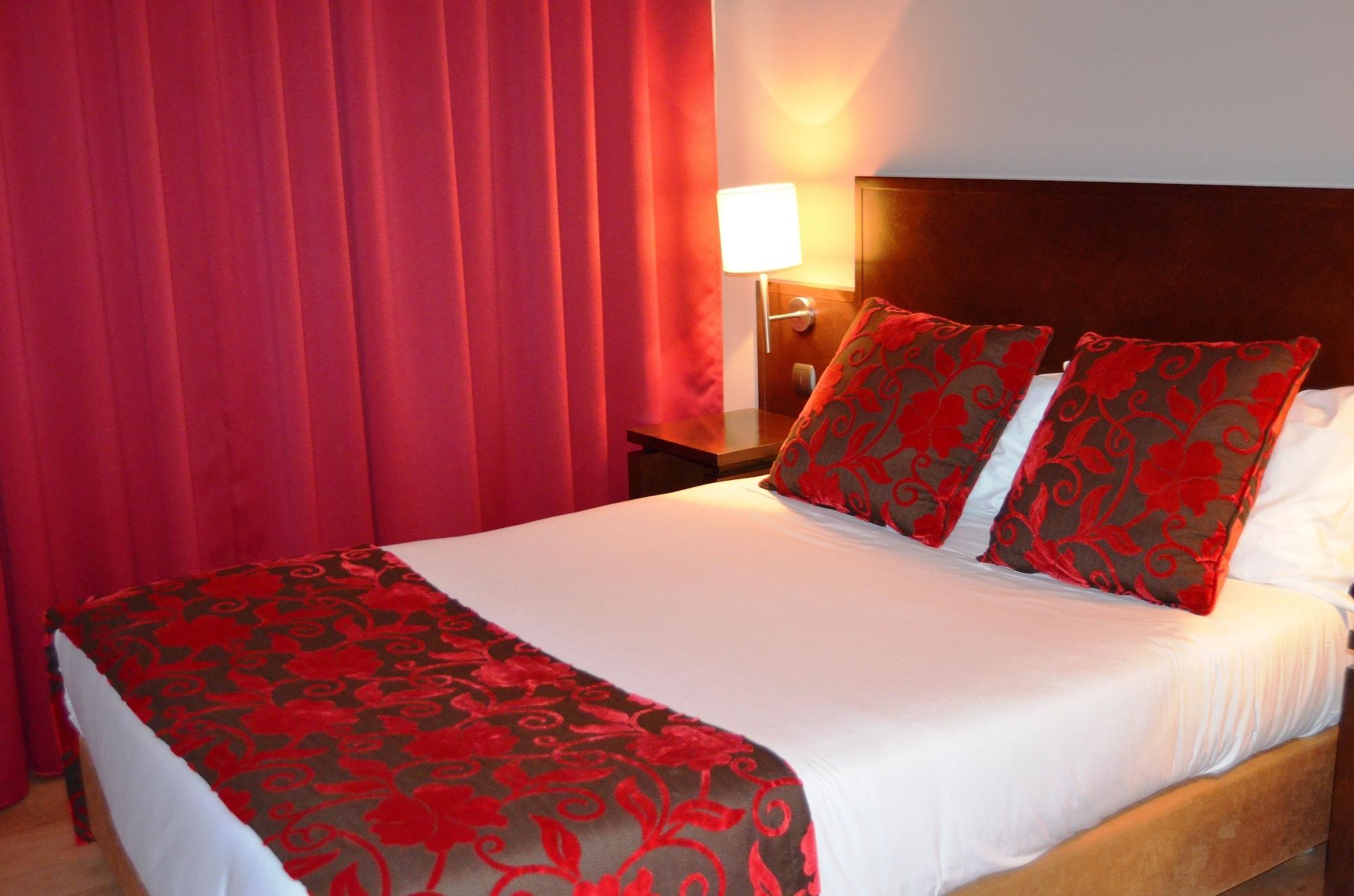 Hotel Torres Novas Extérieur photo